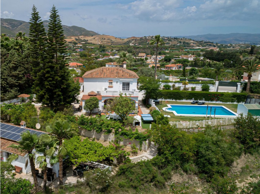 Landhaus mit Gästehaus in Alhaurín de la Torre